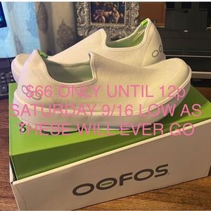 OOFOS Tennis Shoe (Oomg Eezee Low) NEW!!!